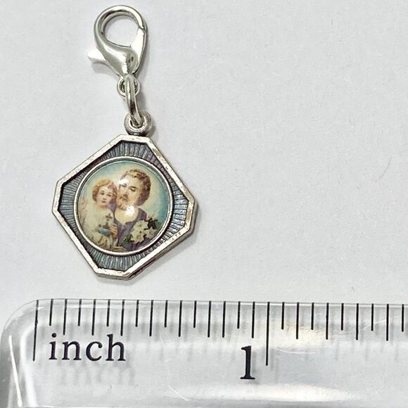 Vintage St. Joseph Medal Clip Charm Catholic Saint Baby Jesus Ovunque Proteggimi - Picture 9 of 10